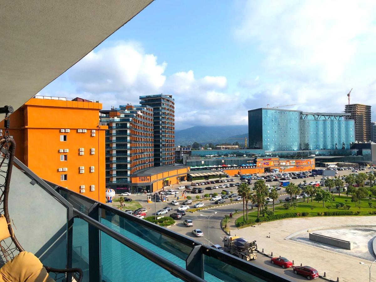Batumi Orbi Beach Tower Esterno foto