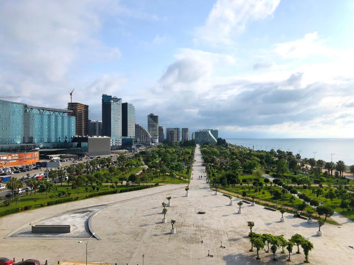 Batumi Orbi Beach Tower Esterno foto