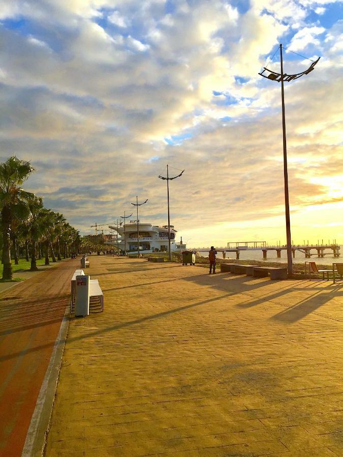 Batumi Orbi Beach Tower Esterno foto