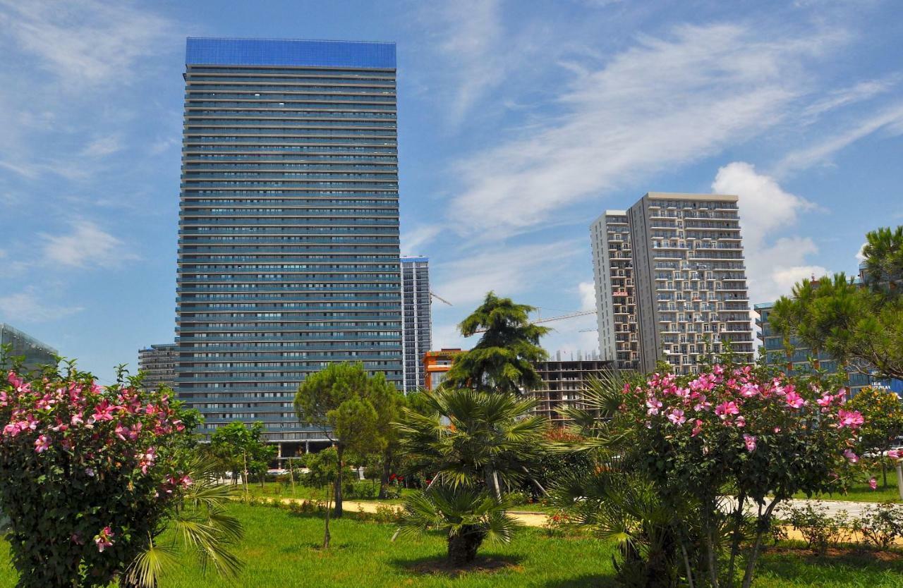 Batumi Orbi Beach Tower Esterno foto